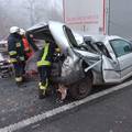 FOTO Jedan mrtav u nesreći kod Ivanića: 'Stravično je izgledalo, auto je bio potpuno zgnječen...'