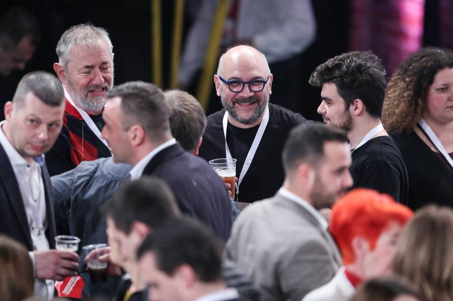 Milanović slavi: 'Imate pravo na sreću i na miran život!'