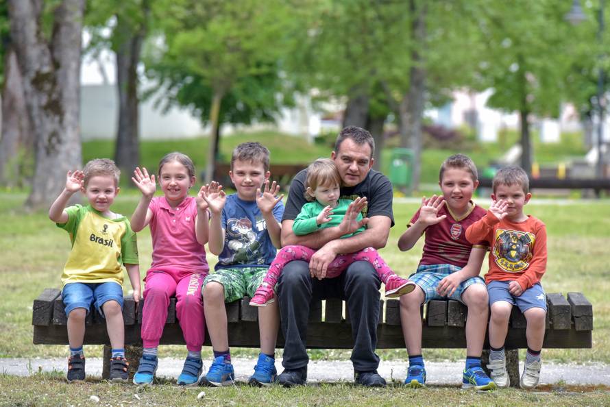 Tate od formata: 'Ručak za nas sedmero kuham od 10 ujutro'