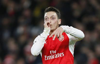 Özil odbio produžiti ugovor u Arsenalu, Barca se već javila