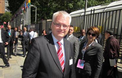 SAD: Josipović predavao, a Sanader ipak nije došao