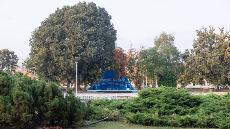 Novi slučaj u Osijeku: U parku pronašli teško ozlijeđenog čovjeka, prevezen je u bolnicu
