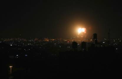 Nema mira u Gazi: Izraelci noćas avionima gađali ciljeve Hamasa