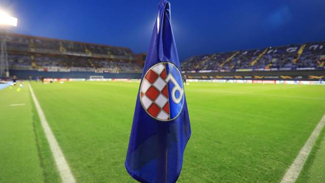 Zagreb: Zagrijavanje igrača prije početka utakmice GNK Dinamo - SL Benfica