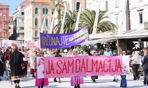 FOTO Deseti mar&scaron; &zcaron;ena u Splitu s porukom: 'Ja sam Dalmacija'