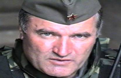 Ratko Mladić rekao da nema veze sa zločinom u Srebrenici 