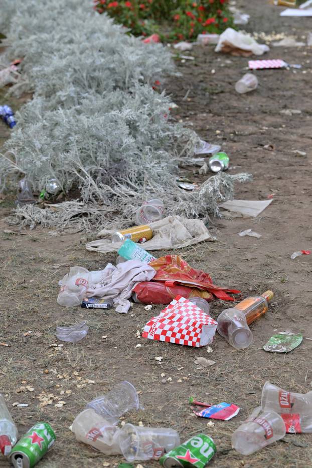 Zagreb: Smeće koje je ostalo u fan zoni na Bundeku