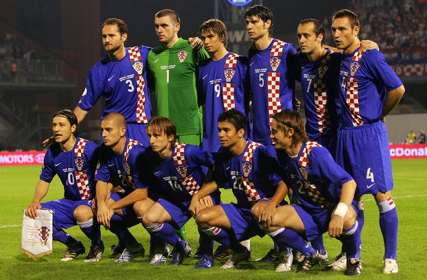 ARHIVA - 2006. Zagreb: Vatreni i "maksimirska krtica" srušili su Englesku 