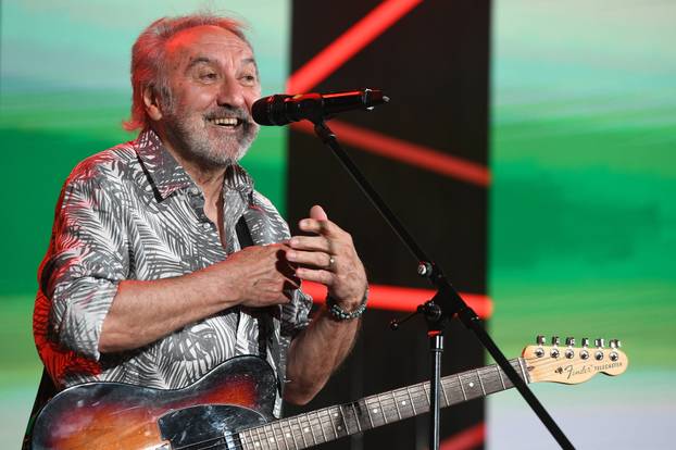Mnogi poznati izvo?a?i nastupili na završnoj ve?eri CMC Festivala u Vodicama