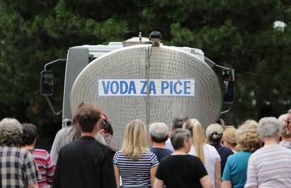 Vraća se voda u Novi Zagreb: 'Nismo se mogli niti umiti...'