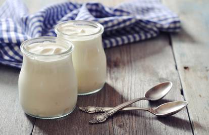 Recept za domaći jogurt uz koji ćete pobijediti želju za slatkim