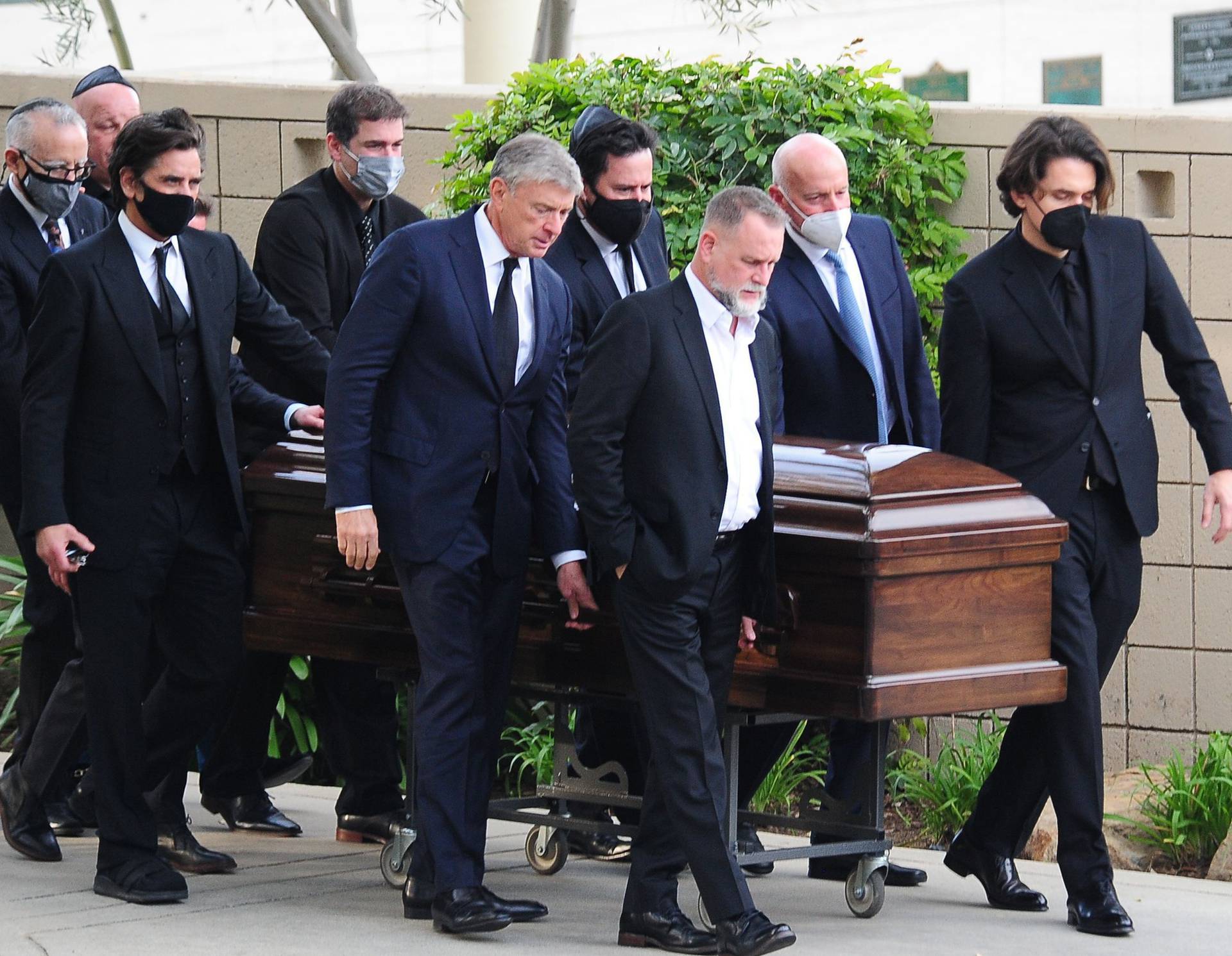 Family and friends arrive for funeral of Bob Saget, Los Angeles, California, USA - 14 Jan 2022