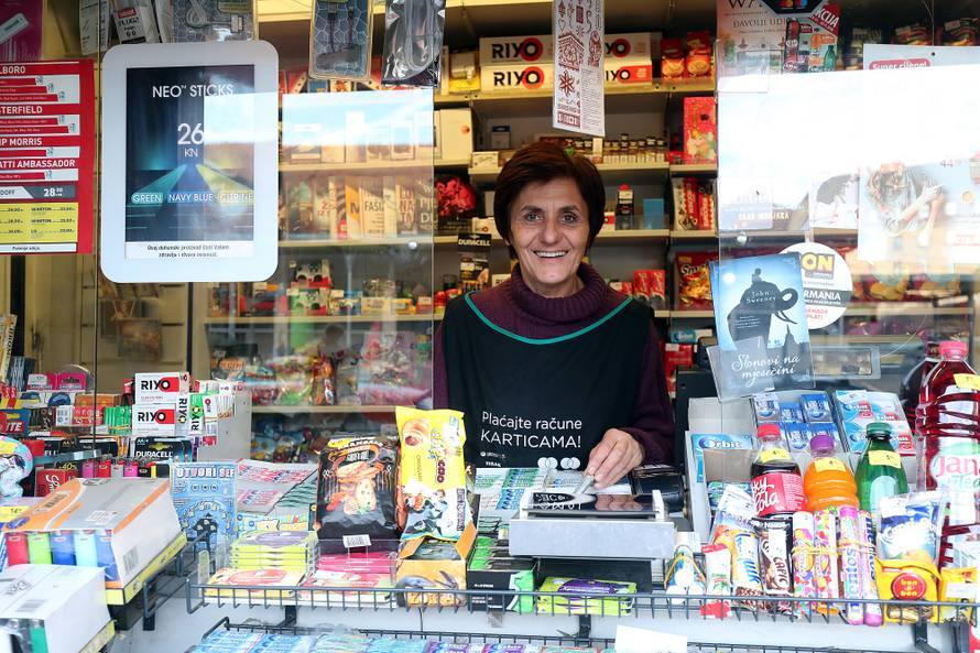 Nema ruku, ali svaki dan ide na posao biciklom - 11 kilometara