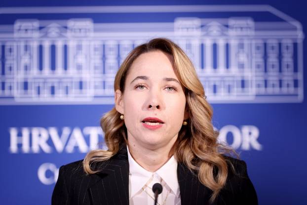 Zagreb: Marija Selak Raspudić o uvođenje reda u autotaksi prijevozu