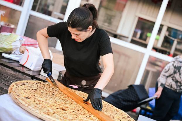 Zagreb: PLACe Market na Kvatriću okupio velik broj posjetitelja