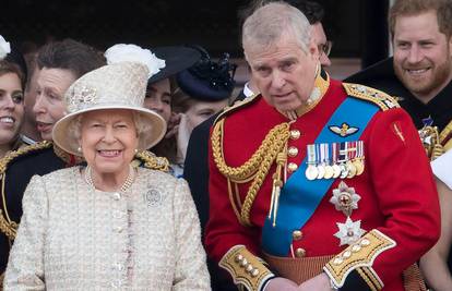 Princ Andrew zahvalio majci na povjerenju unatoč skandalima: Zauvijek ću cijeniti tvoju ljubav