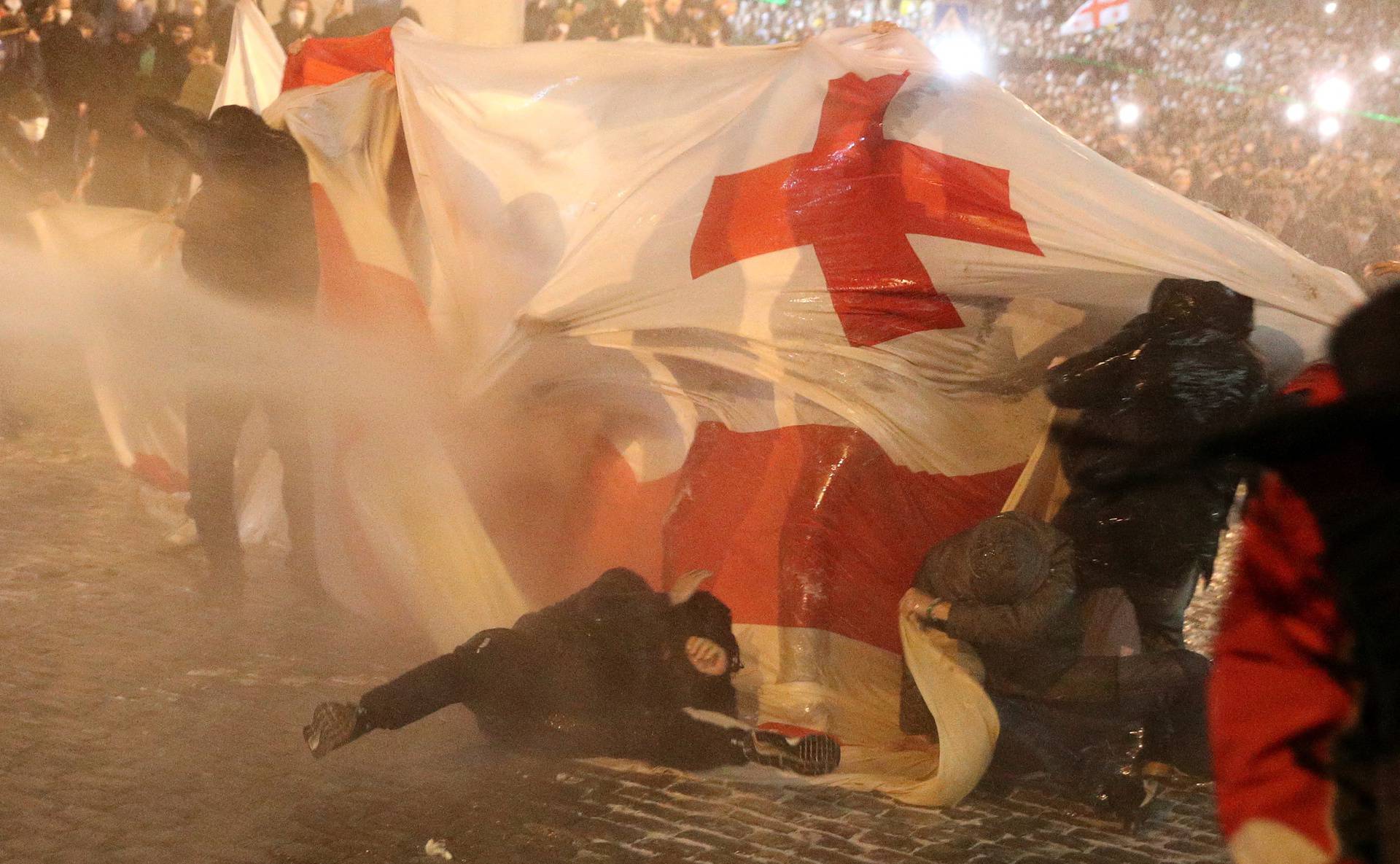 People protest against the "foreign agents" law in Tbilisi