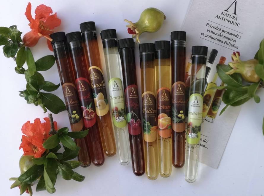 Zašto su epruvete postale novi hit na eventima, vjenčanjima i među poslovnim darovima