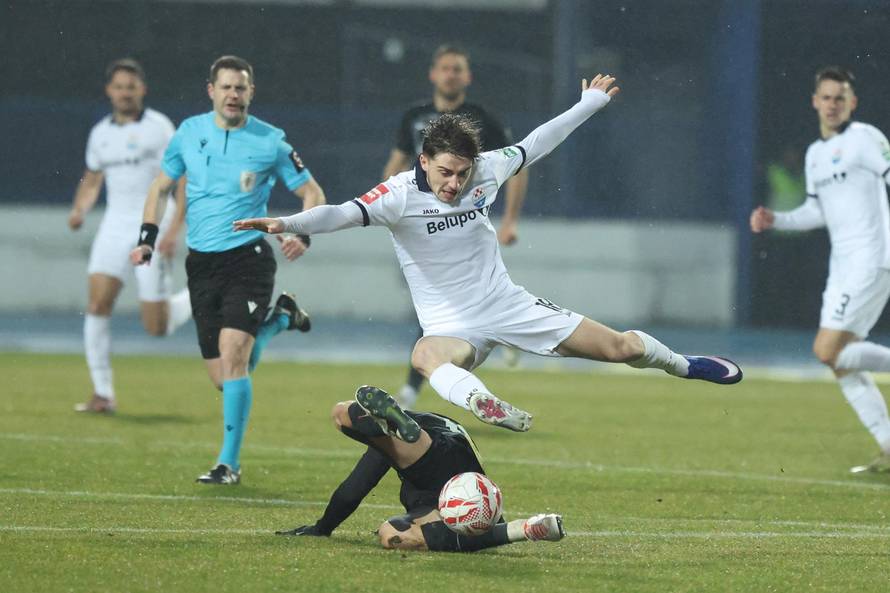 Osijek: SuperSport HNL, 23. kolo, HNK Vukovar 1991 - NK Slaven Belupo