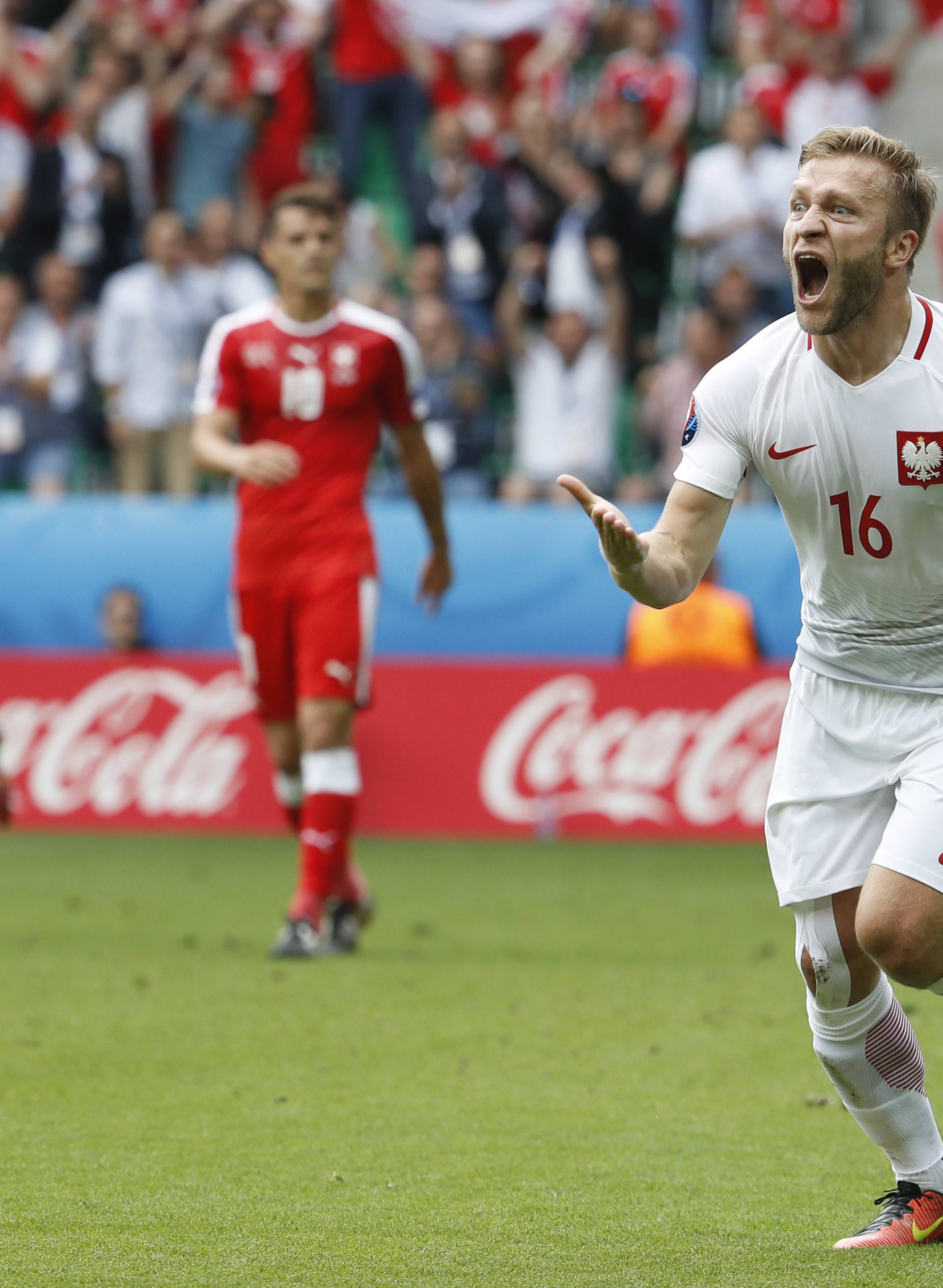 Switzerland v Poland - EURO 2016 - Round of 16