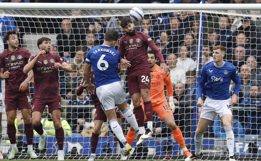 Premier League - Everton v Manchester City