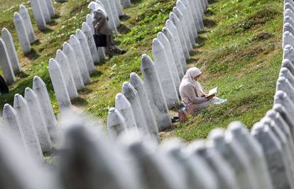 Svjedočanstvo iz Srebrenice: 'Mislili su da su sve poubijali. Leševe su bacali u branu'