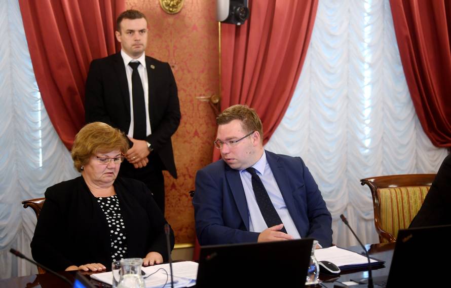 Veću mirovinu ćete imati samo ako ušteđevinu predate državi