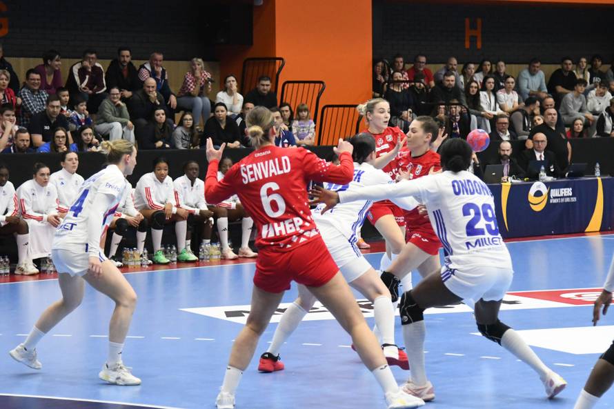 Bjelovar: Kvalifikacijska utakmica za EURO, Hrvatska - Francuska