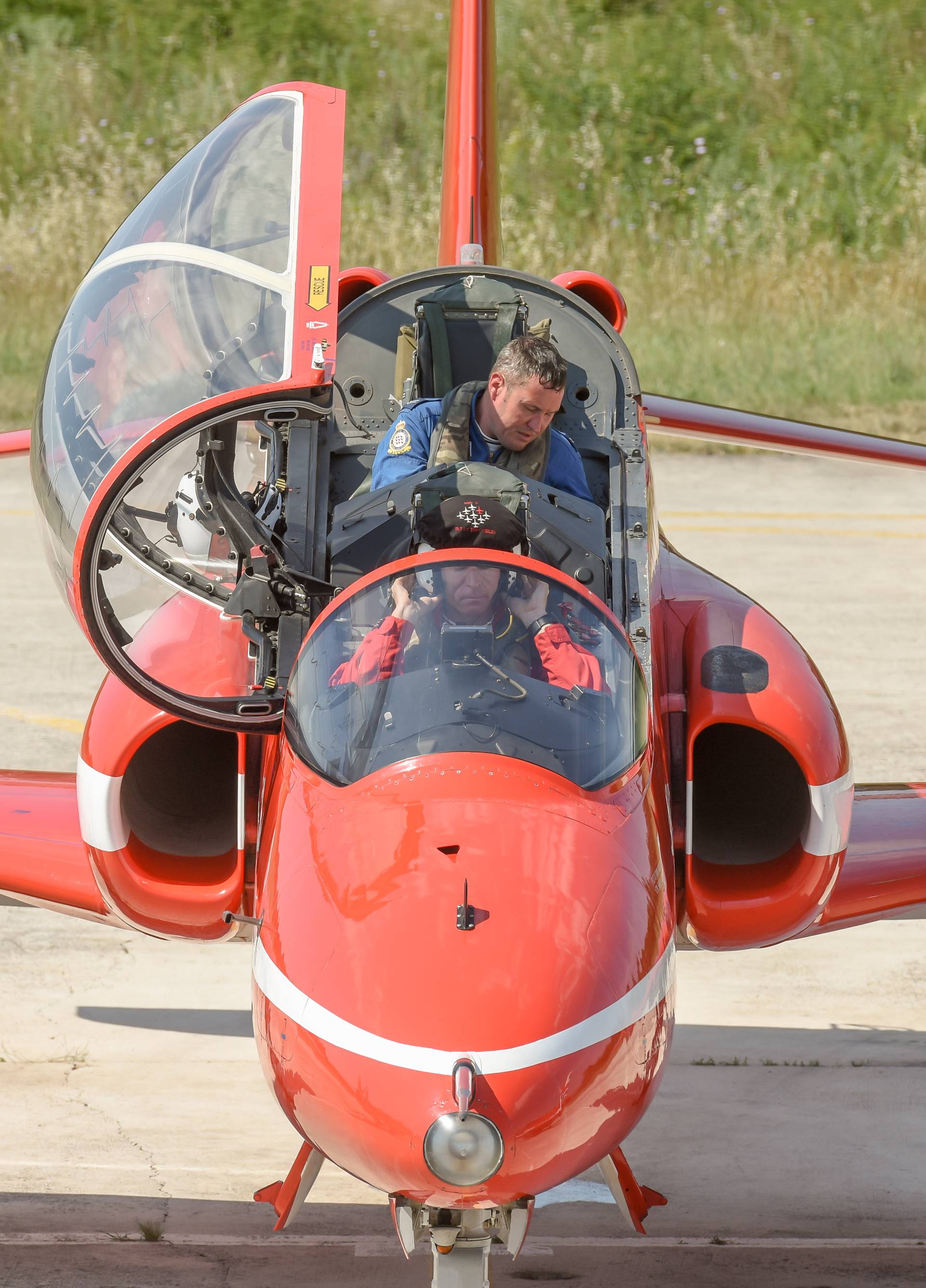 Kraljevska grupa Red Arrows posjetila je naša Krila Oluje