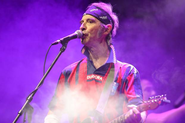 Osijek: Bajaga i Instruktori održali koncert u dvorani Gradski vrt 