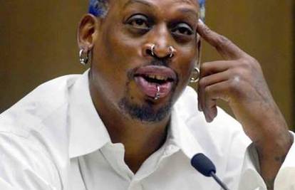 Dennis Rodman neozlijeđen u prevrtanju automobila...