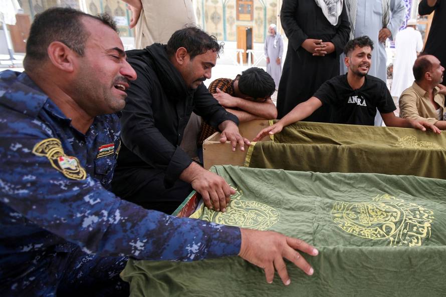 Funeral of al-Hussain coronavirus hospital victims, in Najaf