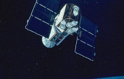 Dvije tone teški satelit u srijedu će pasti na Zemlju?