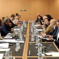 Gospi&cacute;ani na sastanku u Vladi: Tra&zcaron;e objavu analiza. Milinovi&cacute; i Petry poslali svoje zamjenike