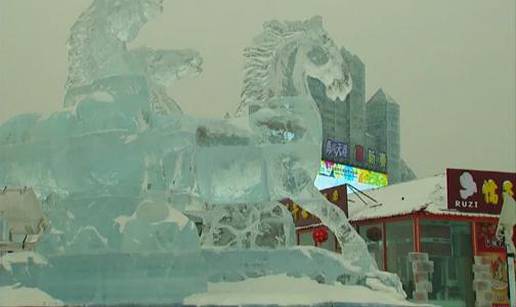 Harbin: Sva raskoš ledenih skulptura oduševljava turiste