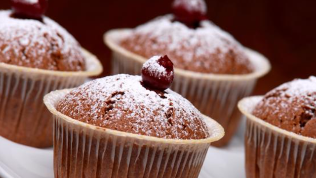 Muffini s višnjama i čokoladom: Desert u kojem će svi uživati
