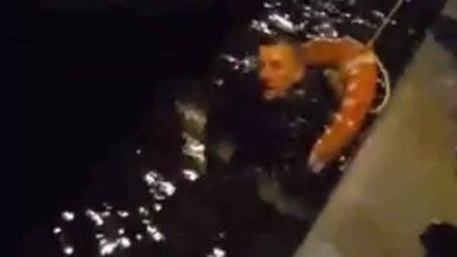 'Spašavanje vojnika Riječana': Pao je u more kod ukrcavanja!