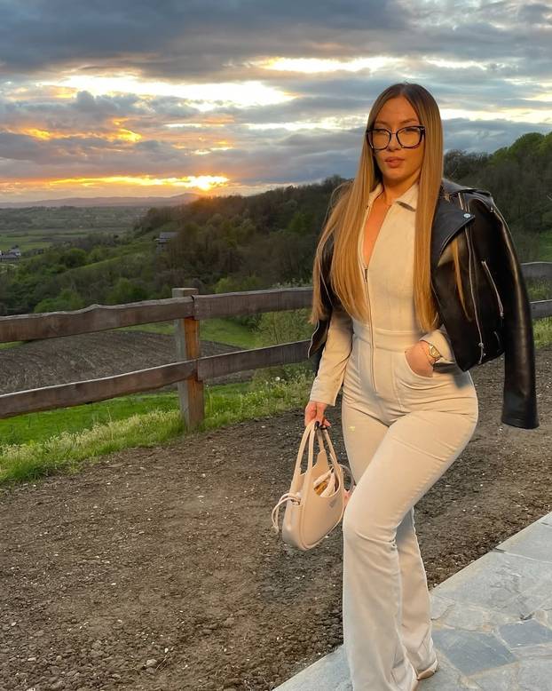 Twerkerica Sarah iz 'Savršenog' proslavila rođendan! Pogledajte kako se mijenjala kroz godine