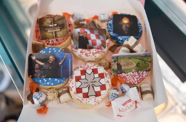 Zagreb: U prvom donut baru Crofna prodaju se krafne s Thompsonovim likom