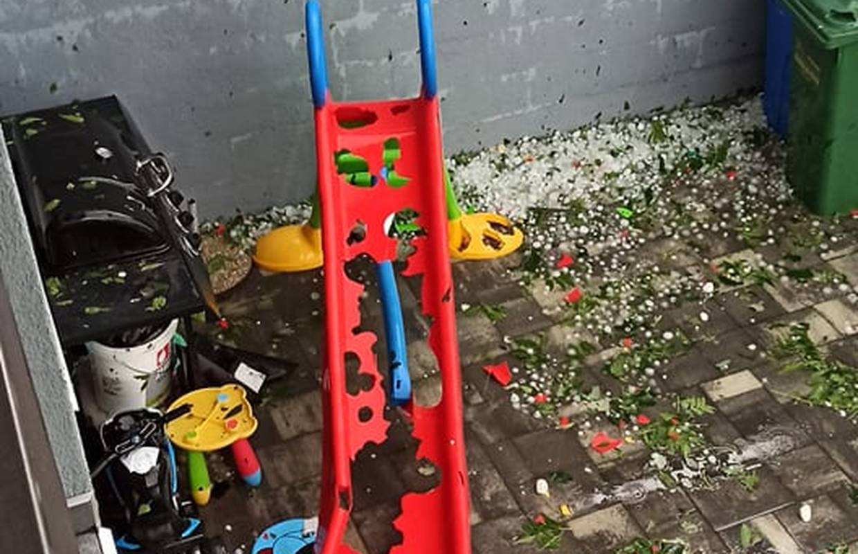 Mladom bračnom paru u Požegi tuča uništila krov i dvorište: 'Bitno je da smo svi živi i dobro'