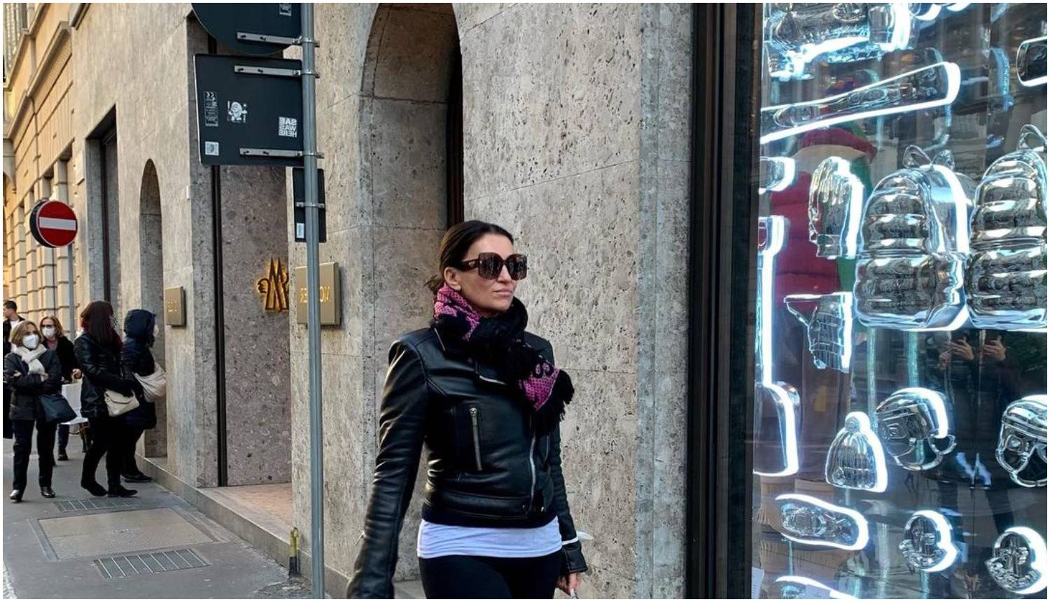 Nina Badrić prošetala ulicama Milana u crnim tajicama: 'Ovdje sam nekada žarila i palila...'
