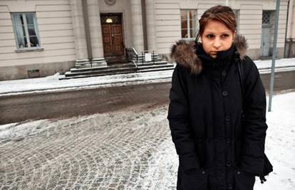 Cura  pobjegla jer ju žele deportirati u Hrvatsku