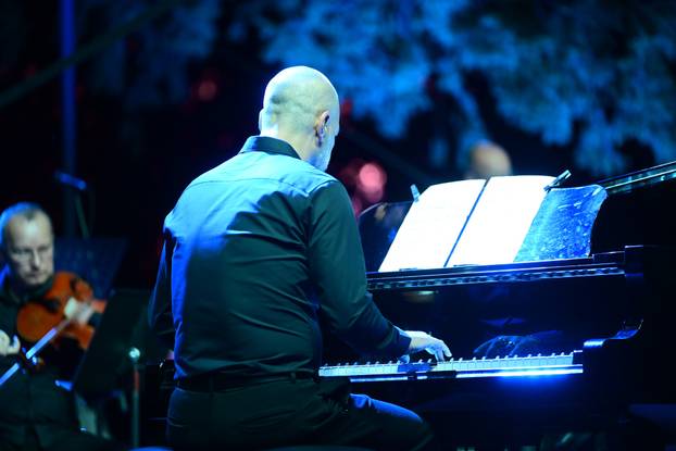 Zagreb: Koncert u čast preminulih glazbenika Arsena Dedića i Gabi Novak te njihova sina Matije Dedića