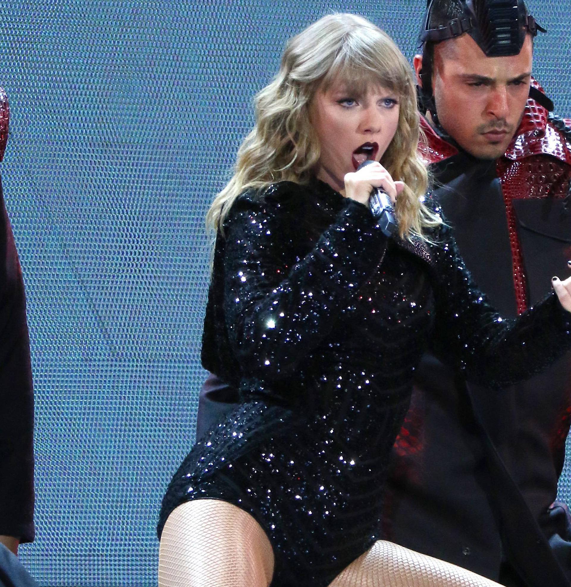 Taylor Swift in concert - New Jersey