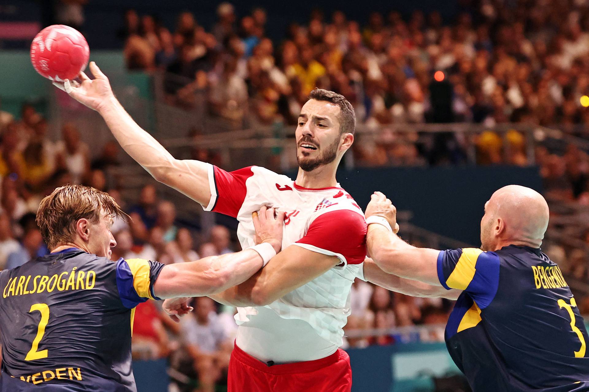 Handball - Men's Preliminary Round Group A - Croatia vs Sweden