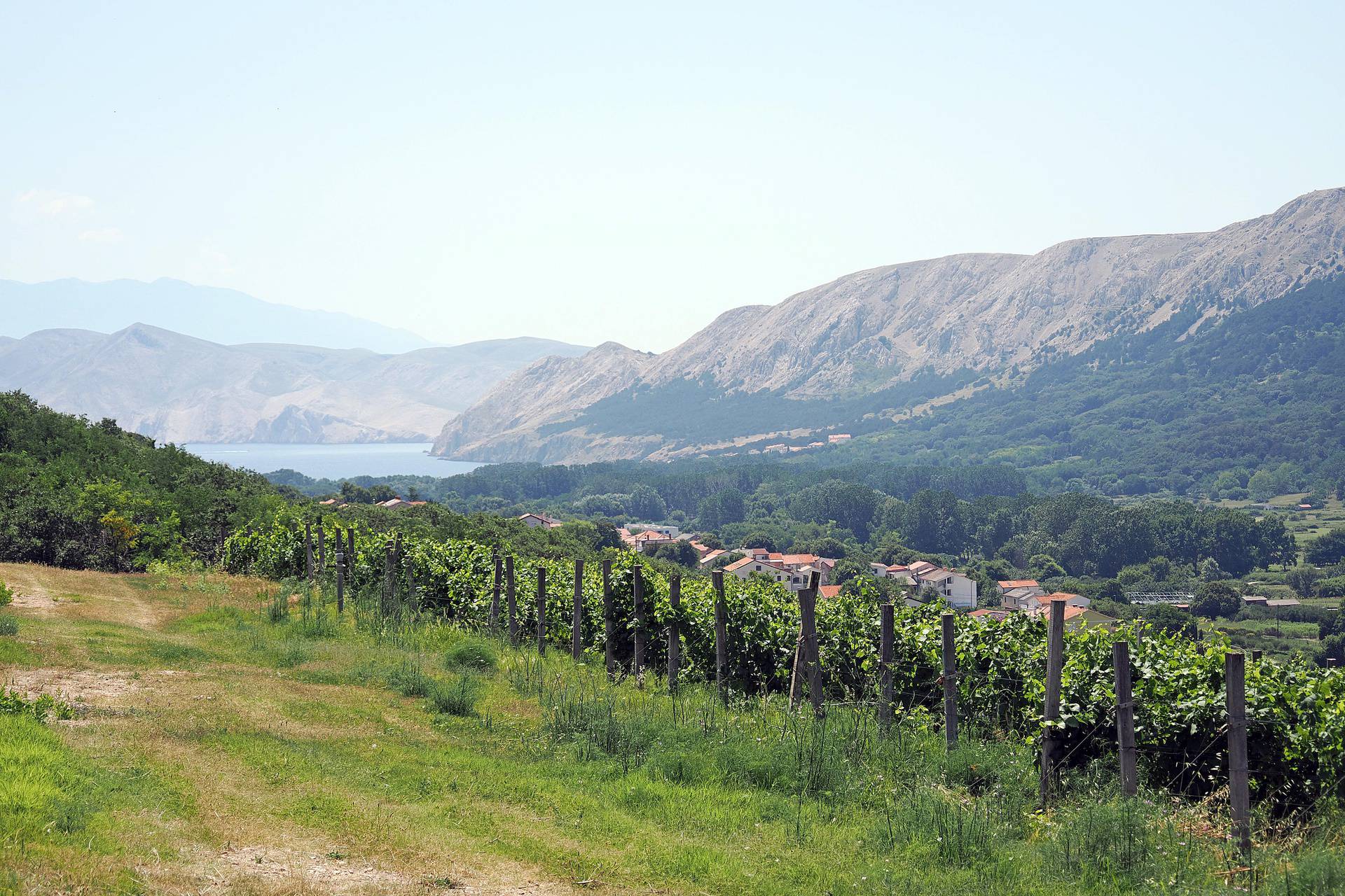 U Baškoj se uživa i ove jeseni