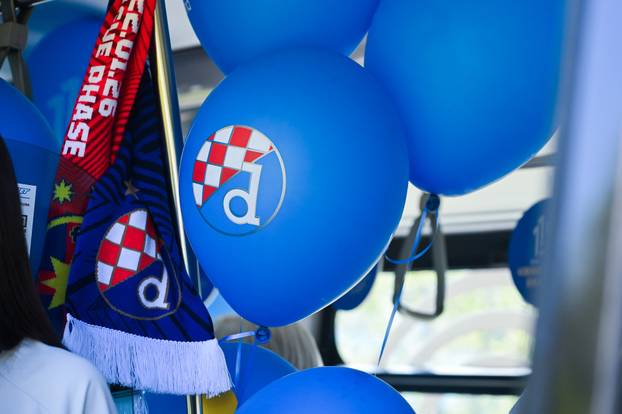 Zagreb: Proslava 115. rođendana GNK Dinamo uz vožnju rođendanskim tramvajem 