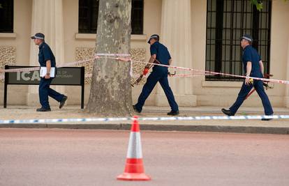 Zbog dojave o bombi policajci zatvorili uže središte Londona