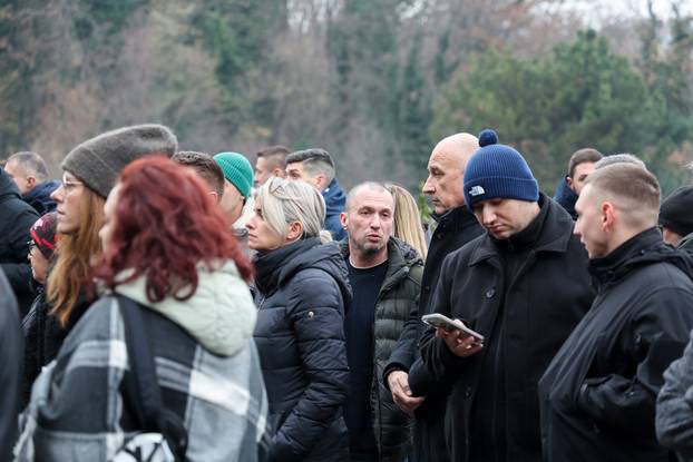 Zagreb: Posljednji ispraćaj novinara i publicista Sanjina Španovića