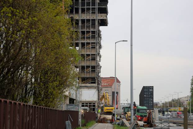 Zagreb: Nastavlja je rušenje zgrade Vjesnika